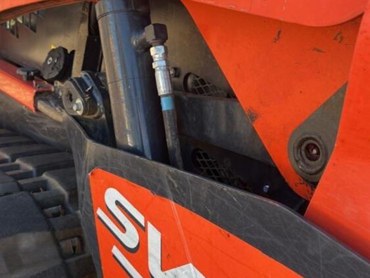 2021-kubota-svl75-2-image-22