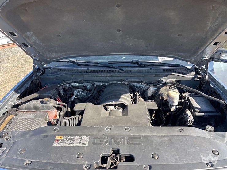 2015-gmc-sierra-1500-slt-image-8