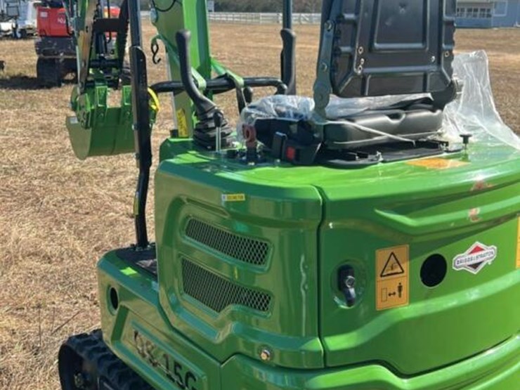 2025-dig-swift-ds-15g-mini-excavator,-s/n-250714029:-canopy,-briggs-13.5hp-eng.,-186-hrs-image-4