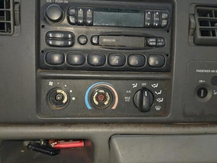 2003-ford-f250-image-18