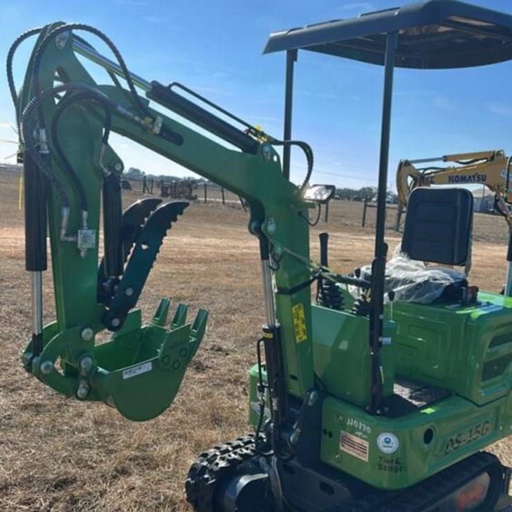 2025 DIG SWIFT DS-15G MINI EXCAVATOR, S/N 250714029: CANOPY, BRIGGS 13.5HP ENG., 186 HRS