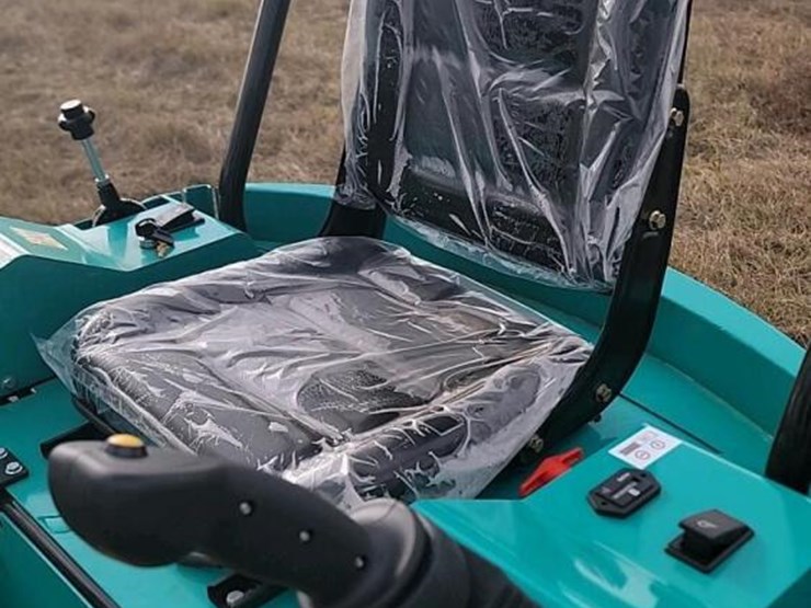 unused-2025-cfg-h15r-mini-excavator,-s/n-20250906w0011:-420cc-gas-eng.,-15"-bkt.,-4x6-tracks,-38.5"-base-image-10