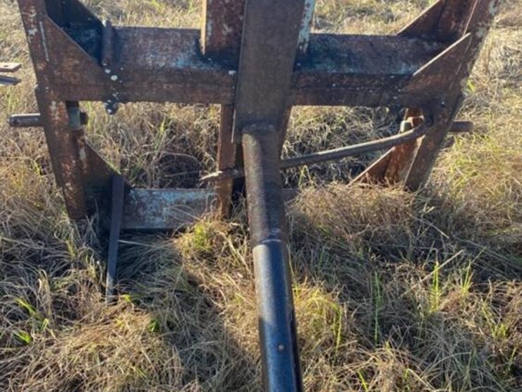 3pt-hay-spear-image-2