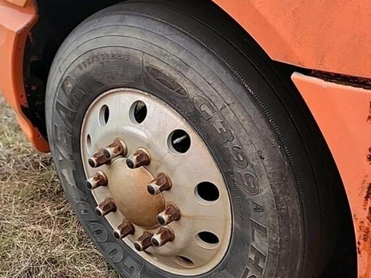 international-prostar-image-15