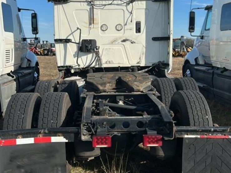 2016-international-prostar-image-10