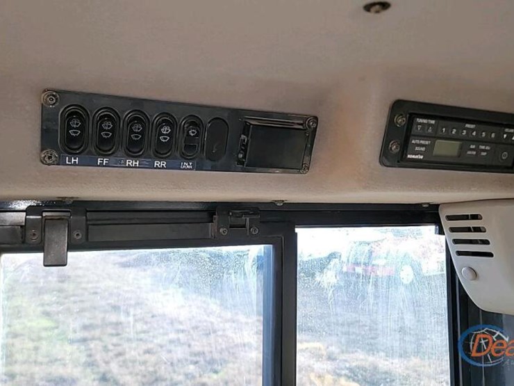 2016-komatsu-d61pxi-23-image-28