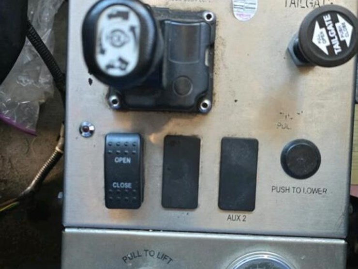 2019-international-hx615-image-29