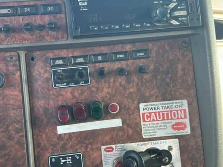 kenworth-t800-image-30