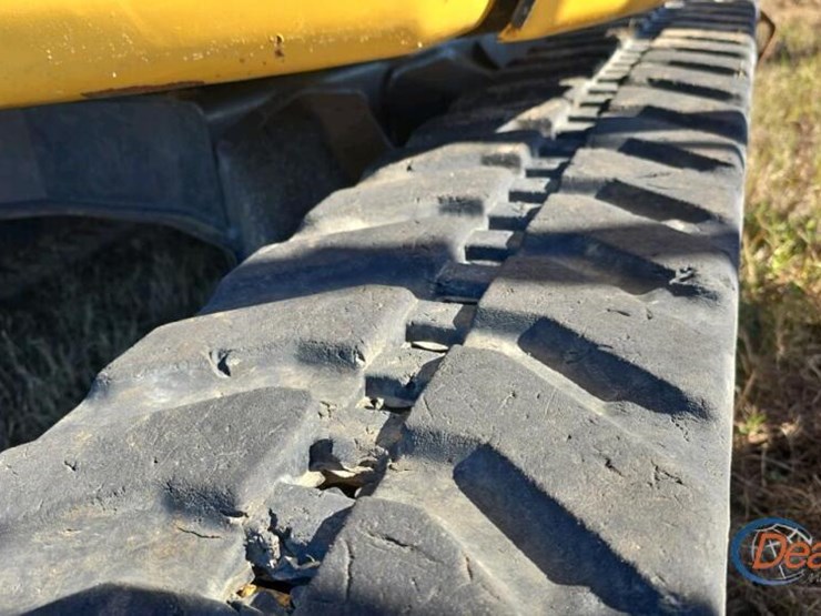 komatsu-pc30mr-5-image-5