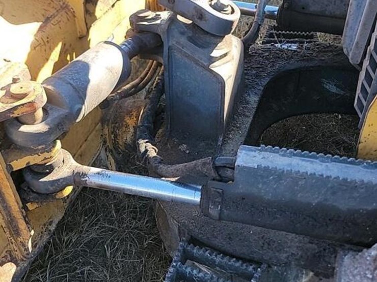 2013-deere-650k-xlt-image-21