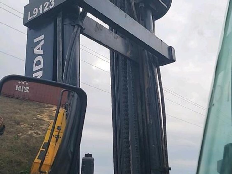 hyundai-70d-9-image-11