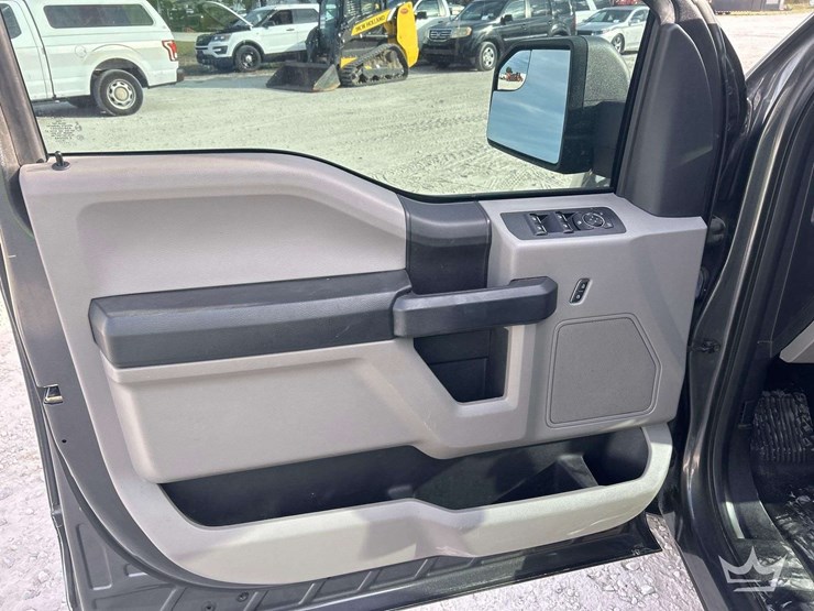 2018-ford-f150-image-14