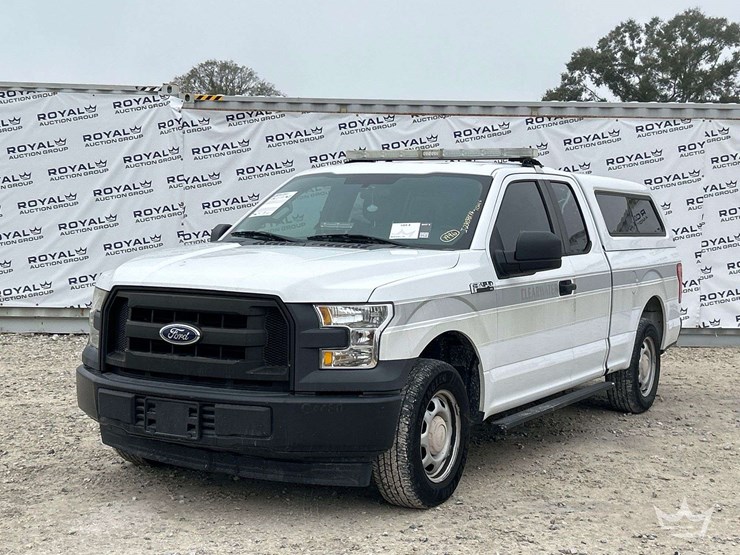 2017-ford-f150-image-1