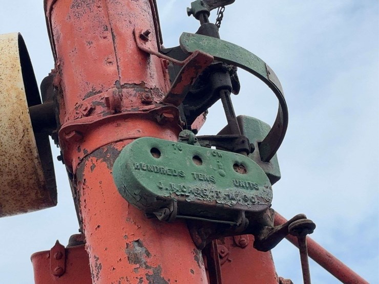 case-28x46-thresher-on-steel-image-50