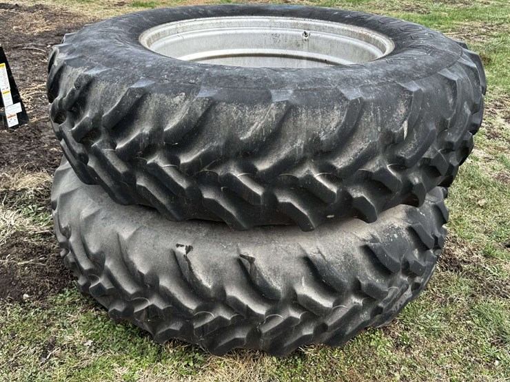 (2)---goodyear-18.4---38-tires-w/-rims-image-7