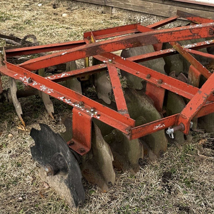 68" Notch Blade Disk w/ 1-section Drag Harrow