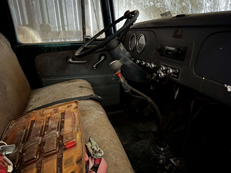 1964-international-loadstar-image-17