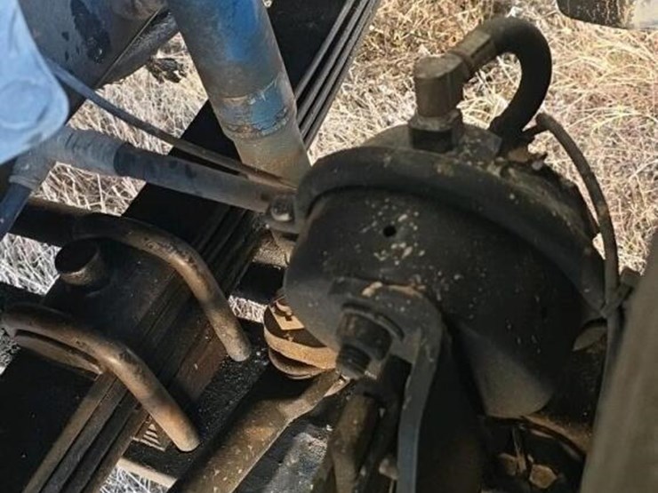 2016-caterpillar-ct660-image-44