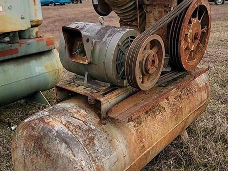 ingersoll-rand-200-gallon-air-compressor,-s/n-581579-image-3