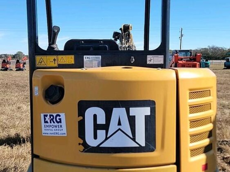 2020-caterpillar-302.7d-image-15