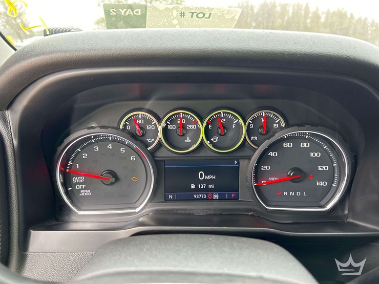 2019-chevrolet-silverado-1500-image-18