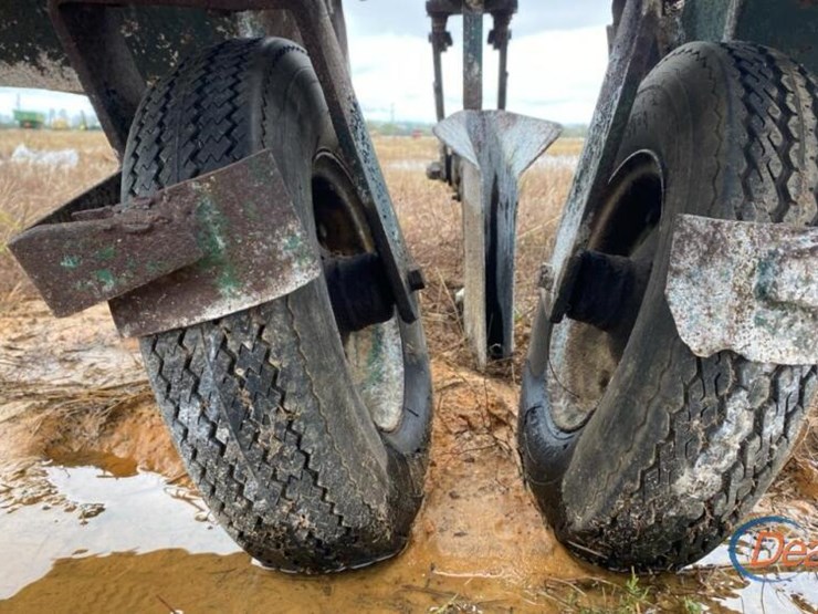 3ph-pine-planter-image-4