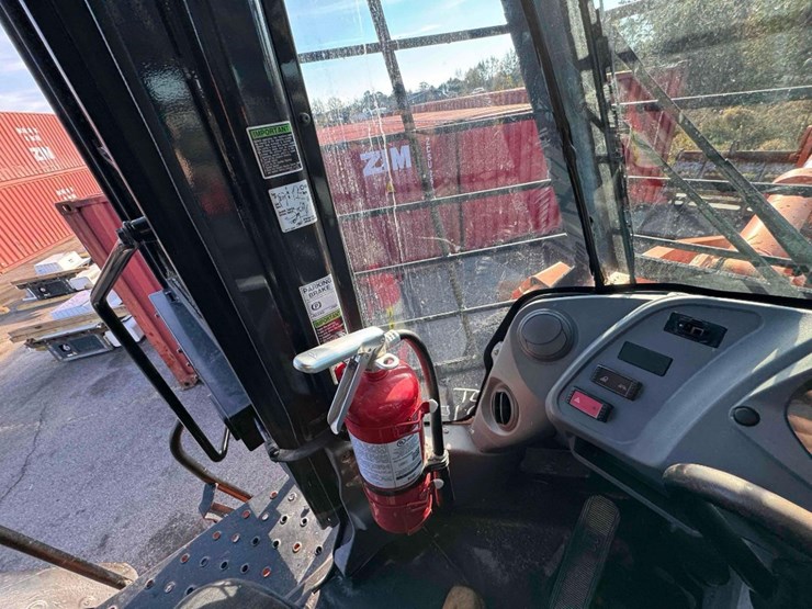 hitachi-zw370-6-image-15