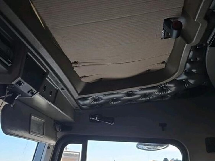 kenworth-w900-image-32