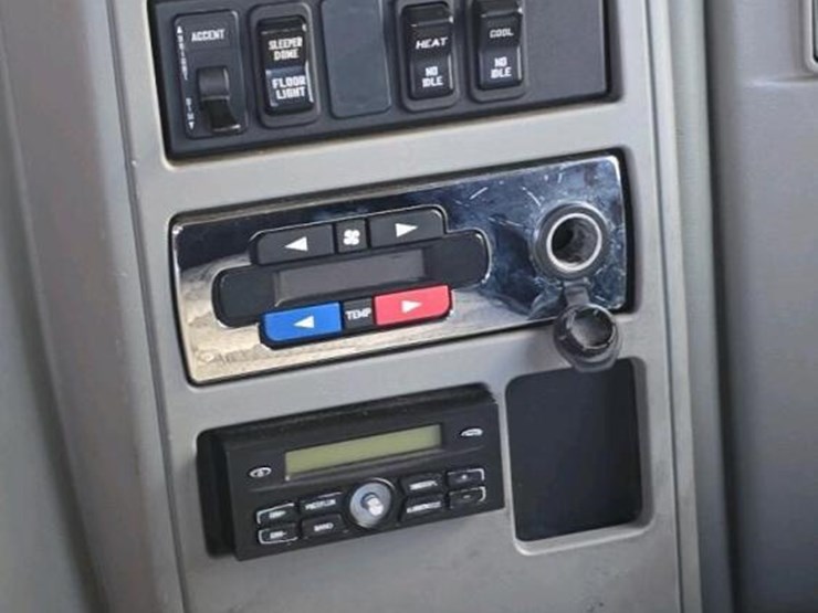 2015-international-prostar-image-36