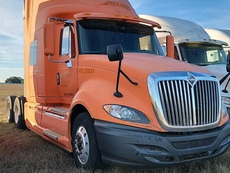 international-prostar-image-1