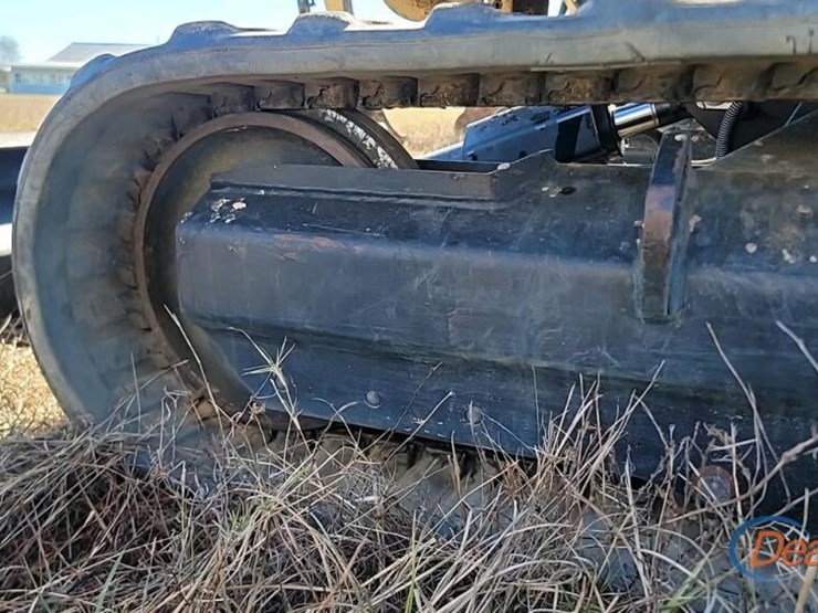 2020-caterpillar-302.7d-image-18