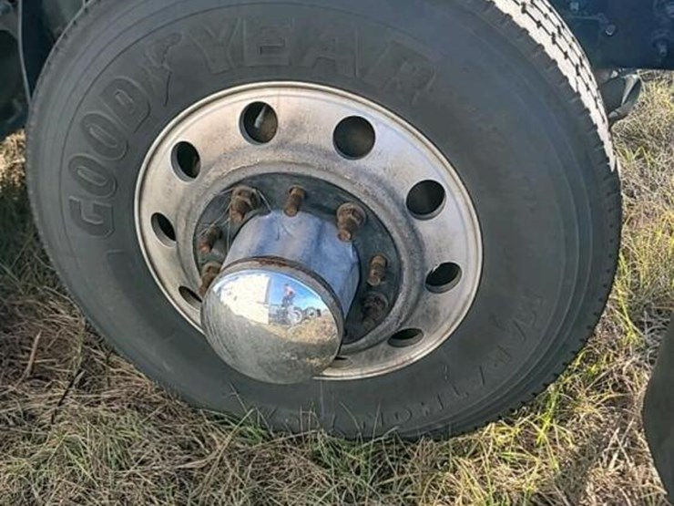 2016-international-prostar-image-14