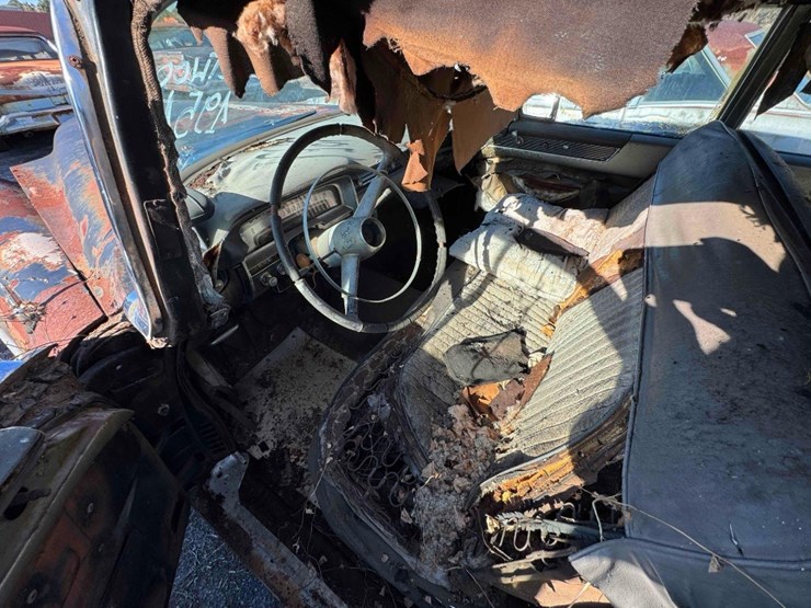 1951-cadillac-fleetwood-image-10