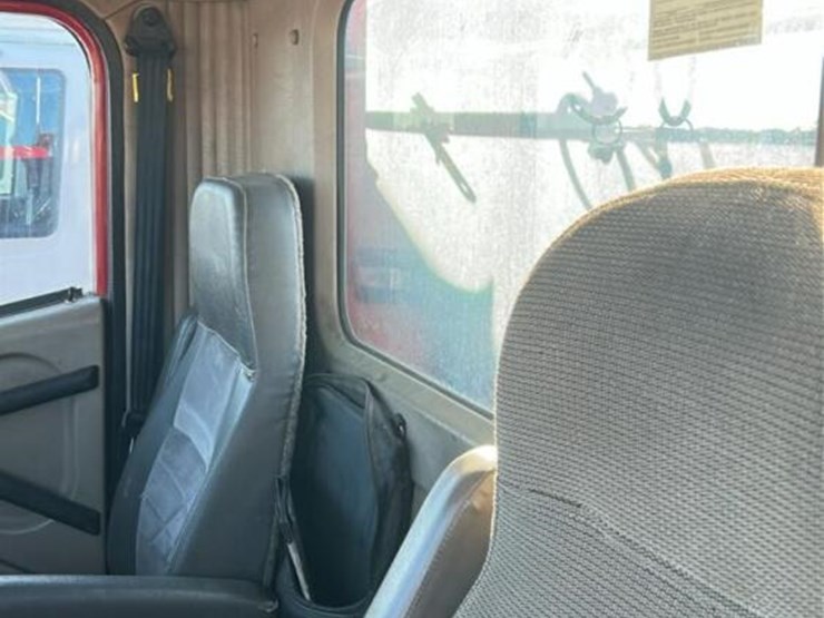 international-9200i-image-38