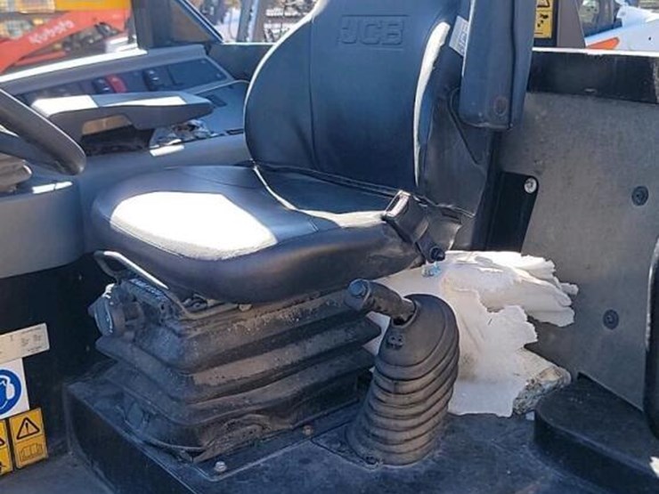 2023-jcb-407-image-18