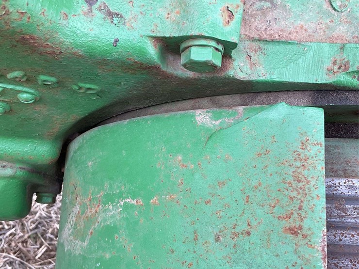 john-deere-70-image-39