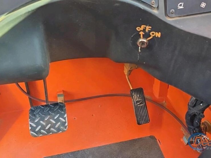 2014-jlg-g6-42a-image-21