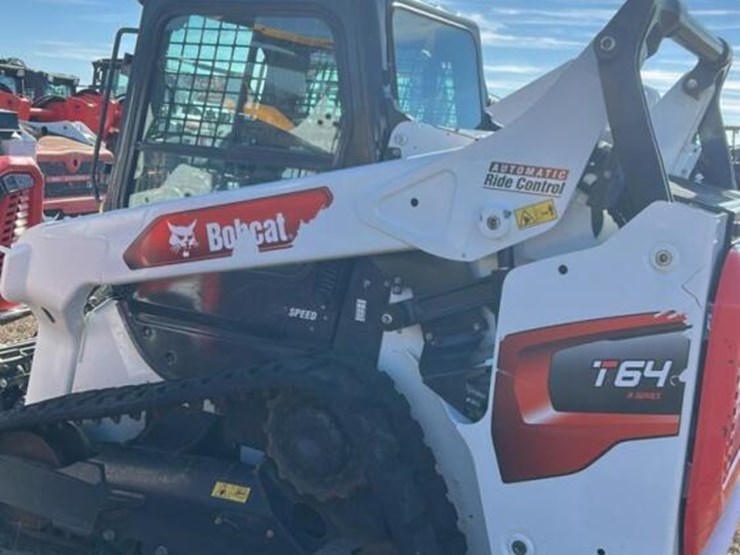 bobcat-t64-image-7