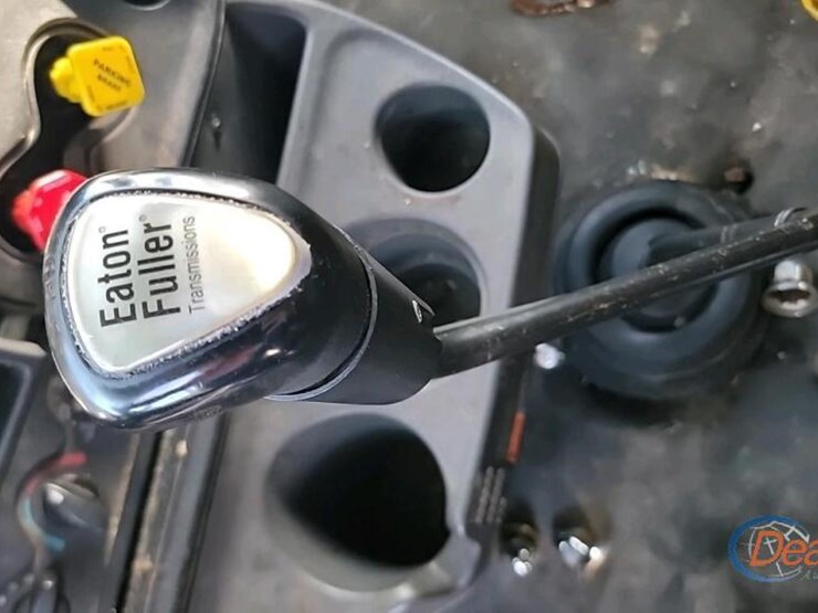 2016-international-prostar-image-24