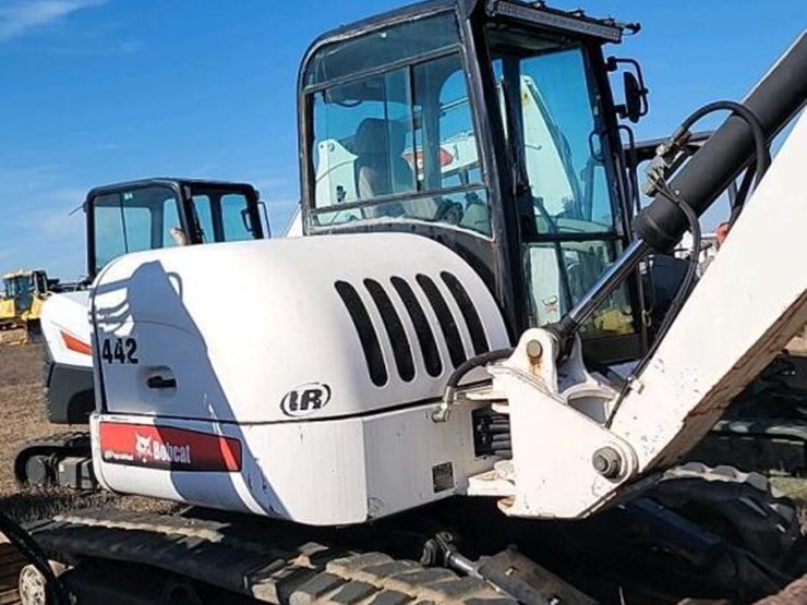 bobcat-442c-image-3