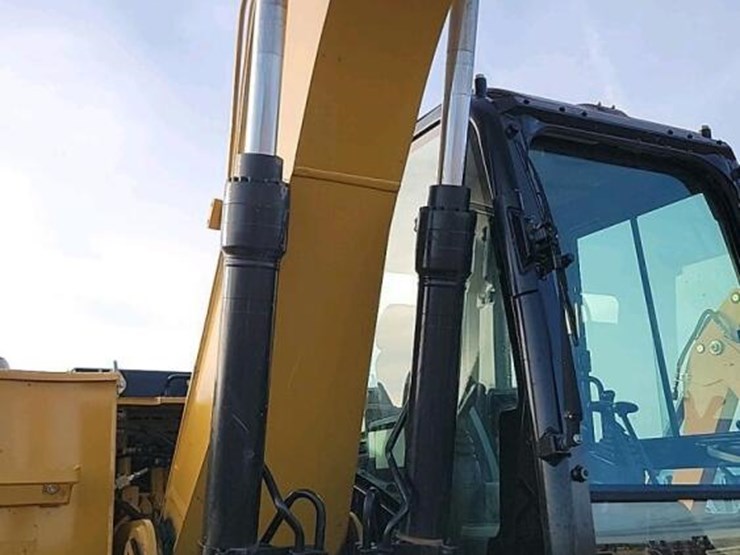 caterpillar-313flgc-image-12