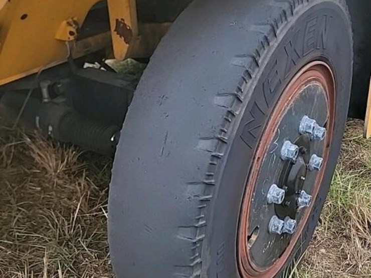 hyundai-80d-9-image-9