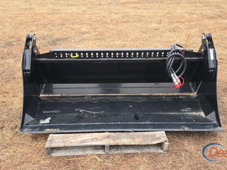 giyi-gy-kh72f-72'-4-in-1-bucket-for-skid-steer-image-1