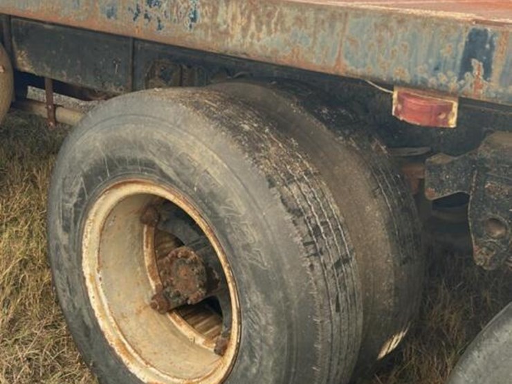 1975-chevy-ce668-truck,-s/n-cce66v160876-(no-title---bill-of-sale-only):-as-is,-non-running-image-15