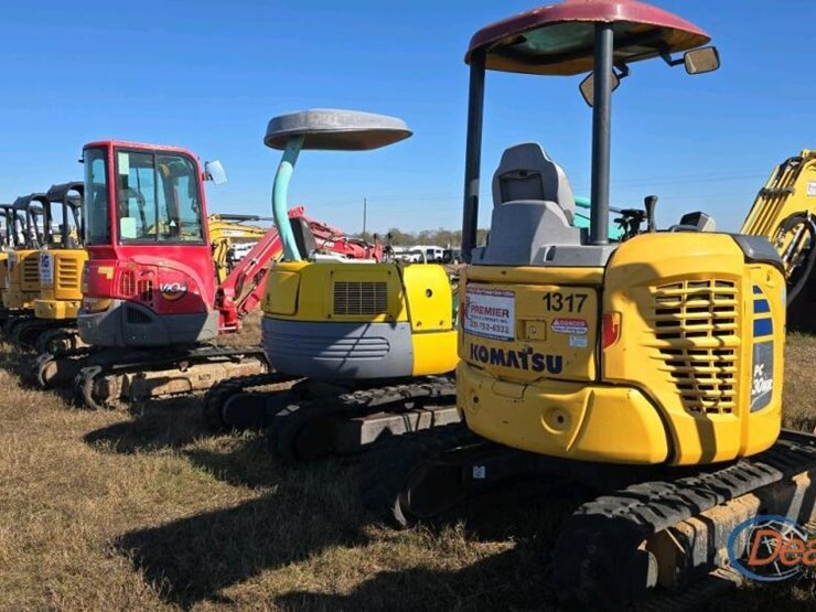 komatsu-pc30mr-5-image-6