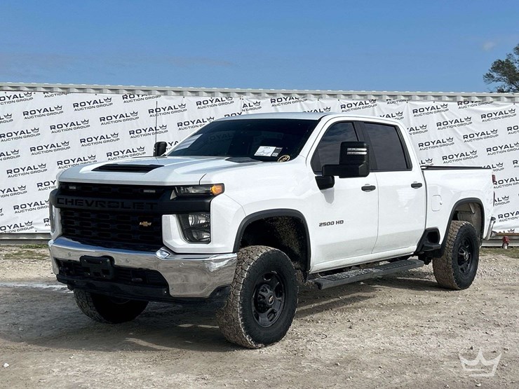 2021-chevrolet-silverado-2500-image-1