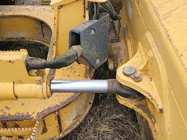 deere-700j-xlt-image-12