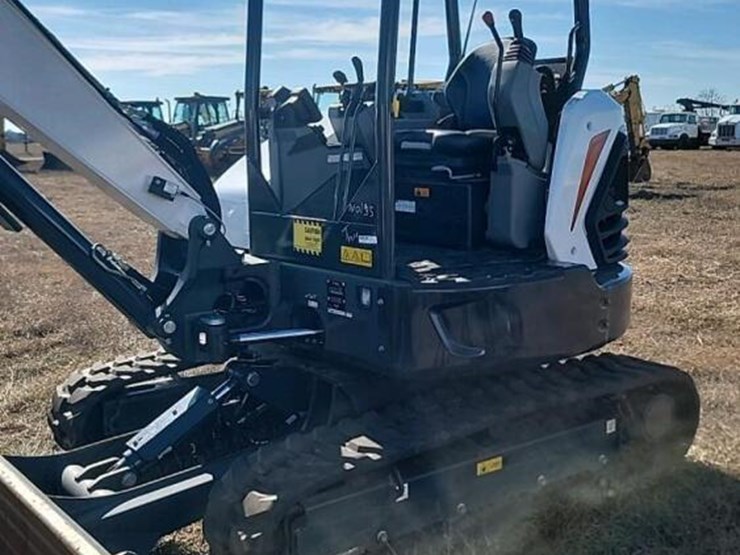 2023-bobcat-e42r2-image-1