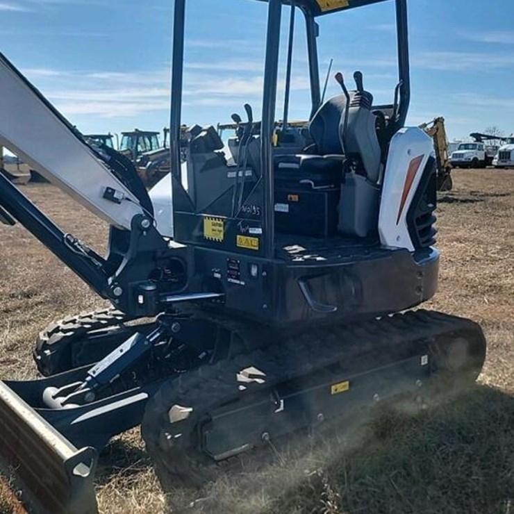 2023 BOBCAT E42R2