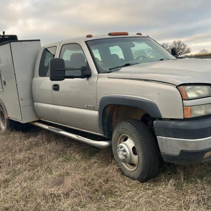 2006 CHEVROLET 3500